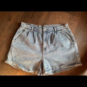 American eagle mom short size 14
